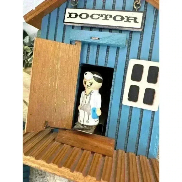 1980s Chinese Craftsmen wood shop music box Christmas decor‎ house village town - Picture 8 of 10
